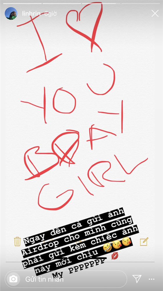 Khoảnh khắc tình tứ của cả hai khiến khán giả thích thú.