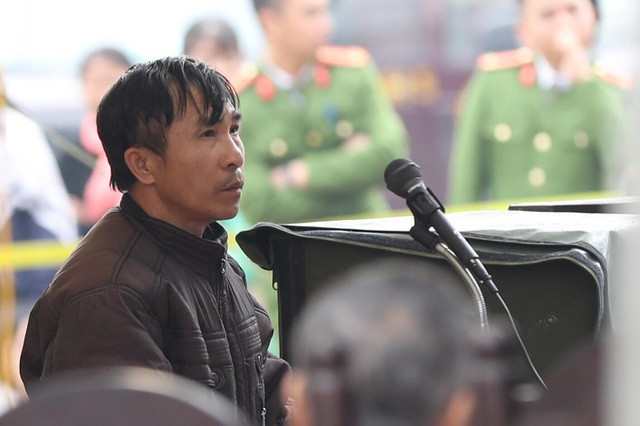 Ông Cao Văn Hường, tại phiên xử 9 bị cáo trong vụ án sát hại cô gái giao gà hôm 27/12 vừa qua. Ảnh: Trần Thanh.