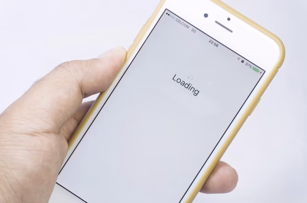 Ngoài việc xóa Facebook khỏi máy, người dùng vẫn còn một số cách khác để giúp iPhone chạy nhanh và ít tốn pin hơn.