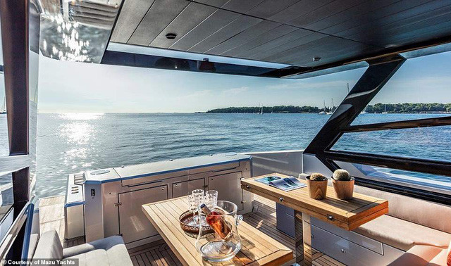 Con tàu có thể đạt đến tốc độ 75km/h.