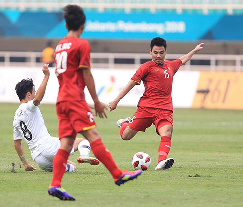 Đức Huy được lên tuyển thường xuyên nhờ sự đa năng. (Ảnh: Đức Cường)