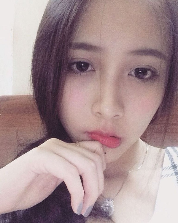 Nhan sắc xinh đẹp của người yêu cầu thủ Minh Vương.