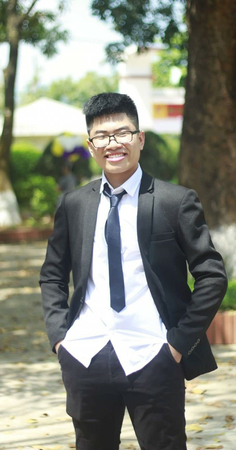 Bạn Nghiêm Minh Tấn quyết định thay đổi định hướng theo điểm thi đã có. (Ảnh; NVCC)