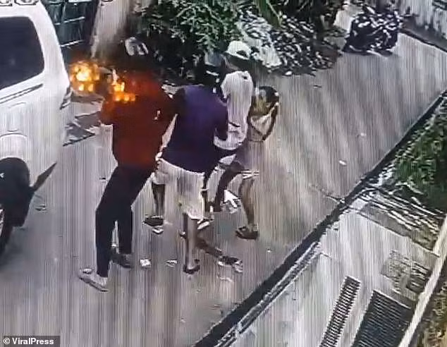 Cô bé Brielle Minia Alba dũng cảm chặn tên cướp có vũ khí lại khi tên này đang bỏ chạy.