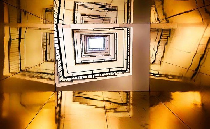 Kiến trúc cầu thang xoắn ốc dưới ống kính của nhiếp ảnh gia tài năng hiện lên như một bức tranh trừu tượng với những đường nét và những mảng màu độc đáo.