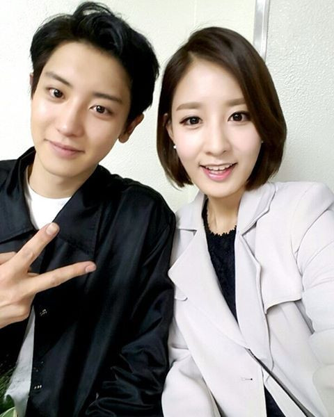 ...đến lúc lớn, hai chị em đều rất thân thiết.