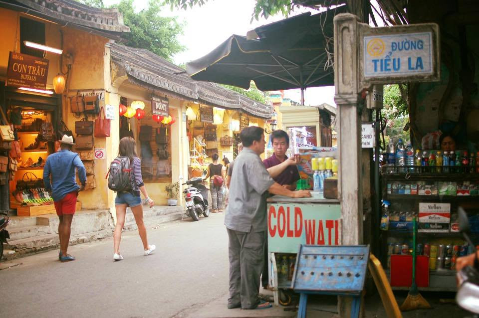 Bất cứ ai cũng sẽ "phải lòng" Hội An... Bất cứ ai cũng sẽ "phải lòng" Hội An...