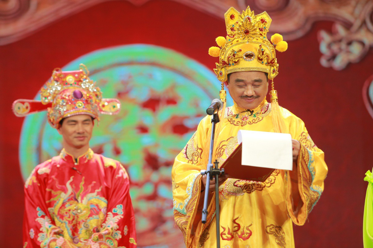 Chương trình dường như đã trở thành “bản tin vàng” tổng kết một năm biến động với đủ đầy của những câu chuyện hỉ, nộ, ái, ố.