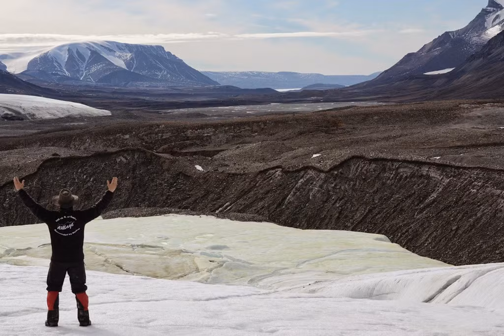 Ảnh: A Cosmobiologist's Dream.