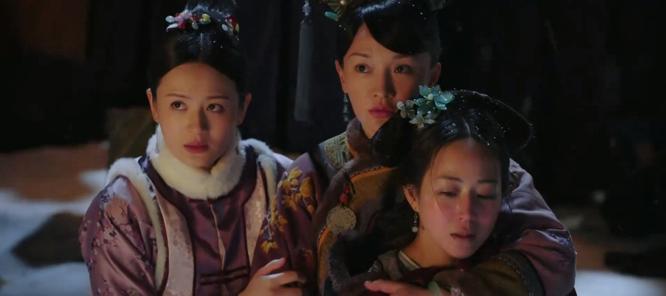 Như Ý xuất hiện, lập luận số than được cấp mỗi ngày và cả tháng, rồi với diện tích phòng quá nhỏ Hải Lan không thể giấu số than ăn cắp ở đâu được.