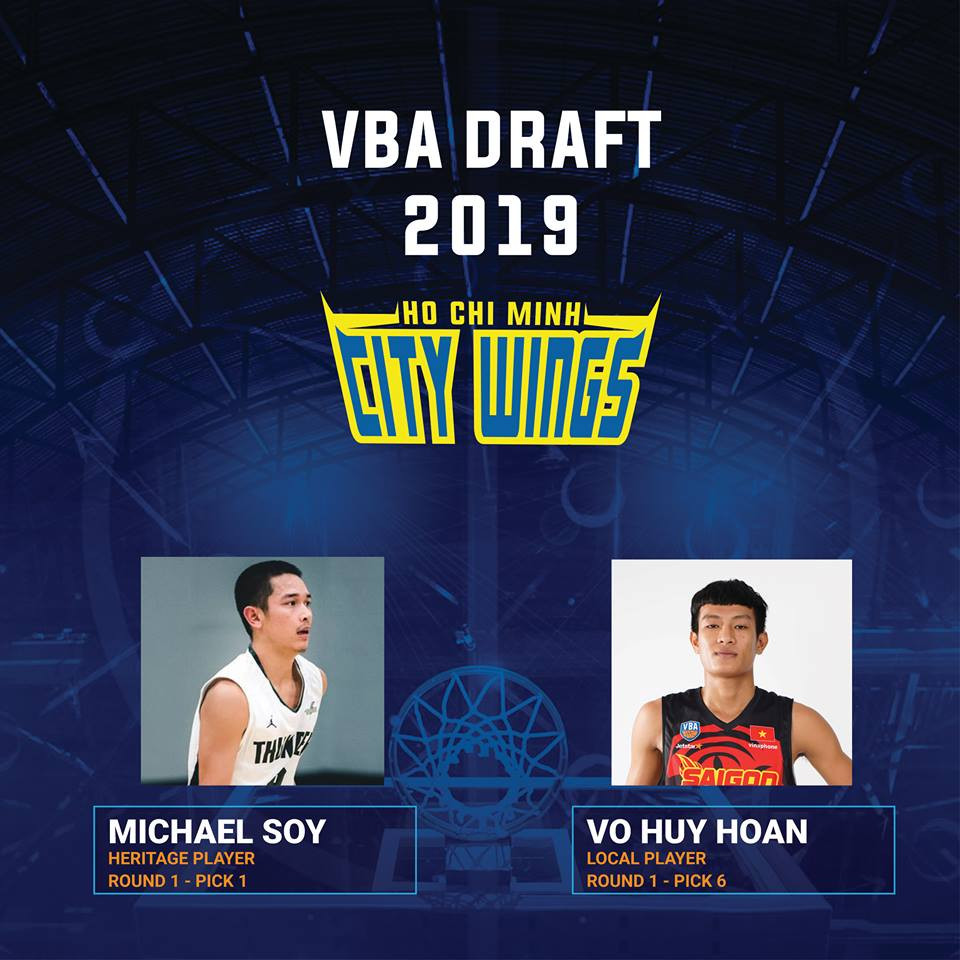 Hochiminh City Wings bổ sung 2 cầu thủ: Michael Soy và Vũ Huy Hoàn.