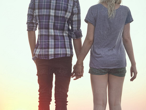 "Giải mã" những cái nắm tay của chàng ảnh 1