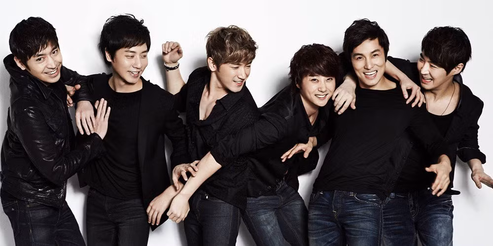 Đi tìm những kỷ lục thú vị và bất ngờ nhất trong các nhóm nhạc nam K-Pop ảnh 1