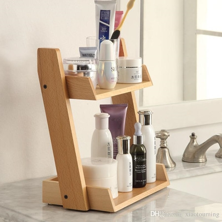 Mỹ phẩm để trong phòng tắm sẽ giảm chất lượng và mau hỏng.