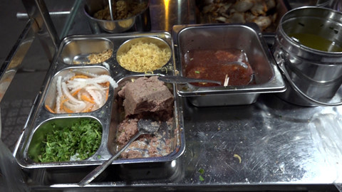 Các loại khay bằng inox.