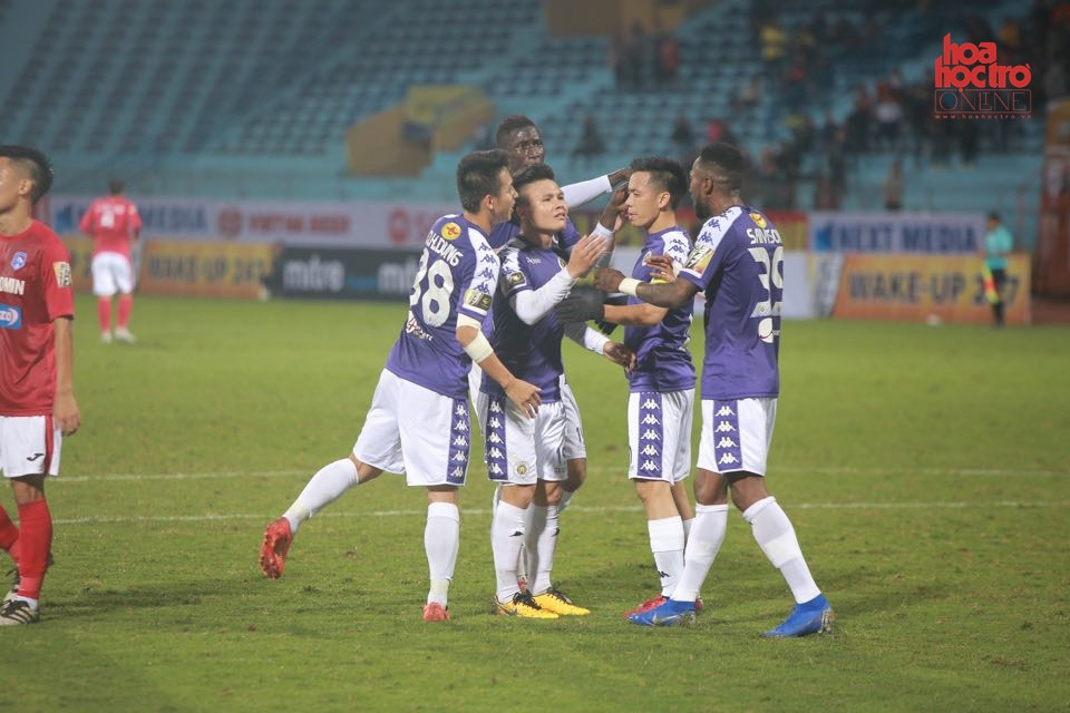 Có thể nói, Hà Nội FC đã tặng người hâm mộ một trận đấu cực kỳ mãn nhãn. Có thể nói, Hà Nội FC đã tặng người hâm mộ một trận đấu cực kỳ mãn nhãn.