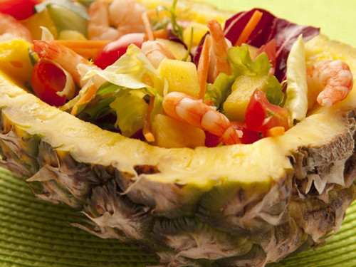 Salad tôm dứa chua chua ngọt ngọt