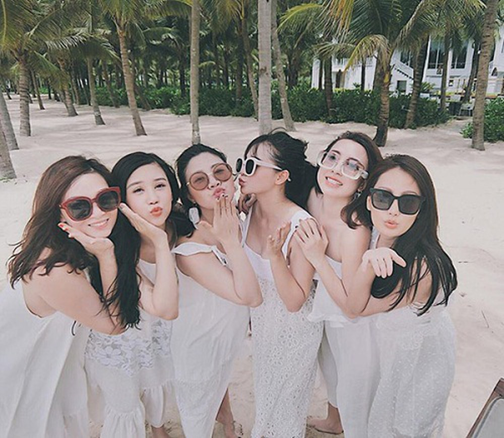 Để giữ tình bạn luôn ở mức tốt đẹp, chúng ta phải gặp gỡ, kết nối với cùng 1 người nhiều lần.