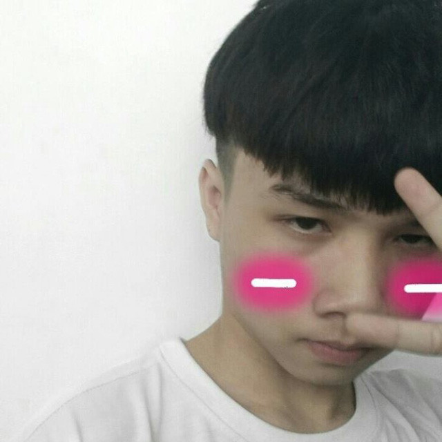 Nam sinh Nguyễn Nhật Tân.