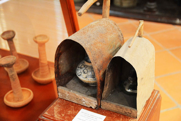 Đèn soi câu - đồng bằng sông Cửu Long năm 1950 – 1960