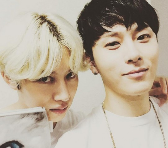 Nhân vật nào xứng danh idol thân thiện nhất K-pop? ảnh 17