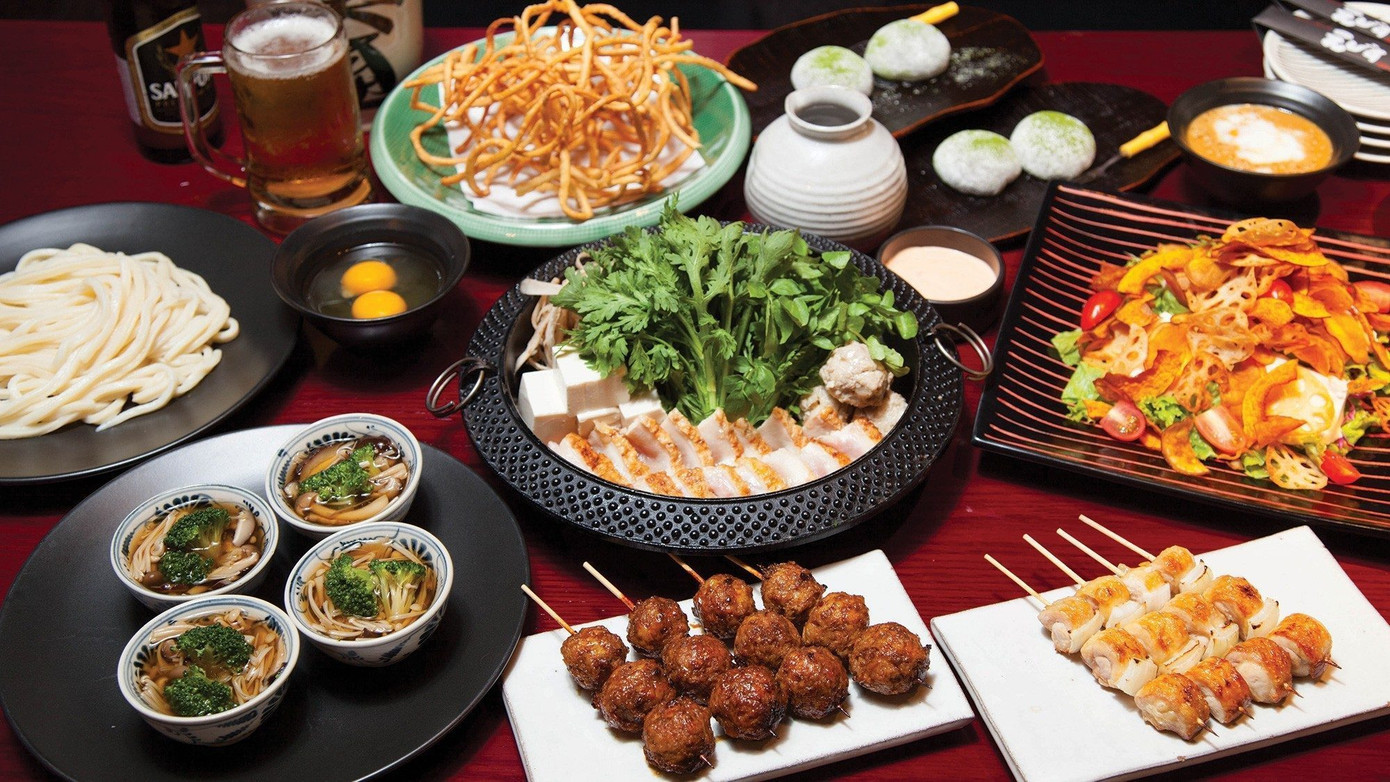 Tết này ăn gì: Tết ấm no với 20 quán buffet mở xuyên Tết tại Hà Nội và TP.HCM ảnh 4