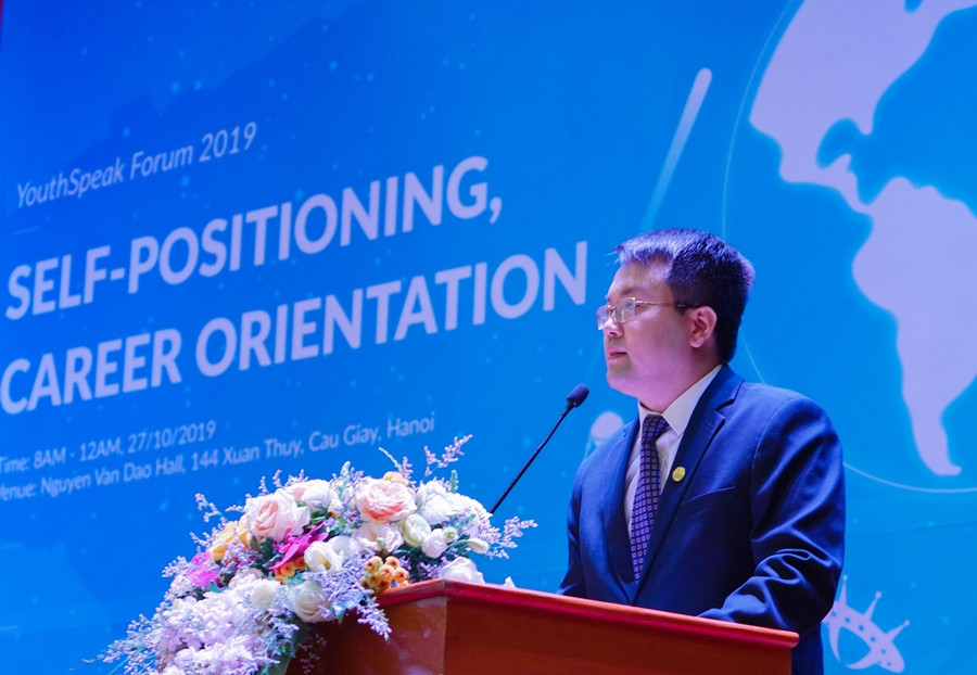 Tiến sĩ Nguyễn Quang Thuận, Phó chủ nhiệm Khoa Quốc tế, Đại học quốc gia Hà Nội, Trưởng BTC chương trình.