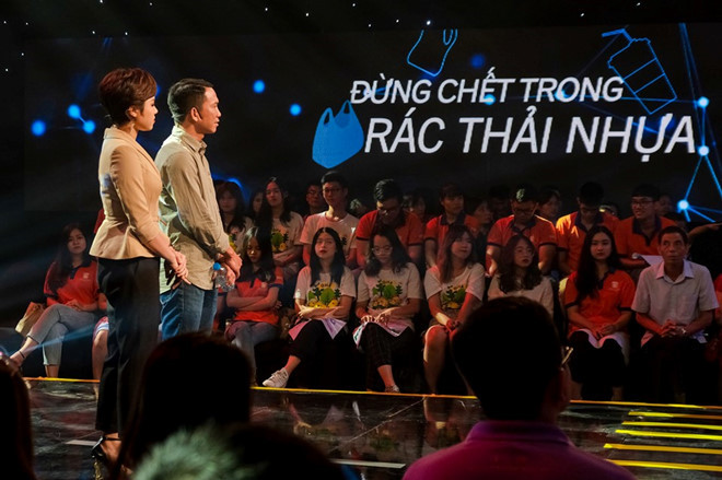 Thông điệp đừng chết trong rác thải nhựa trong chương trình Cất cánh. Ảnh nhân vật cung cấp. Thông điệp đừng chết trong rác thải nhựa trong chương trình Cất cánh. Ảnh nhân vật cung cấp.