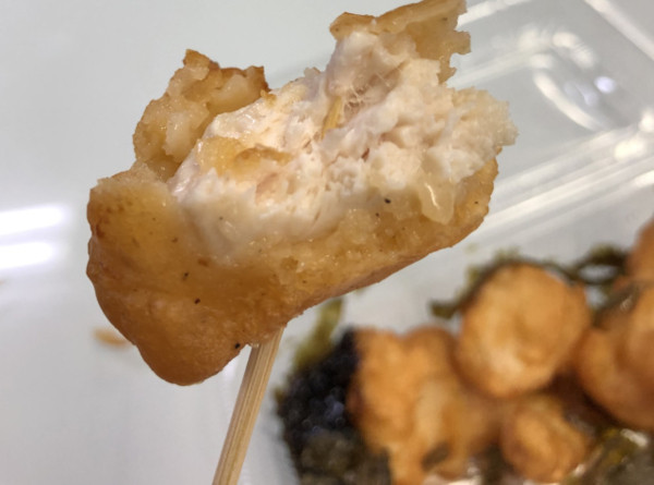 Giá một suất gà rán vị tóc thiếu nữ khoảng 400 yên (khoảng 80.000 đồng).