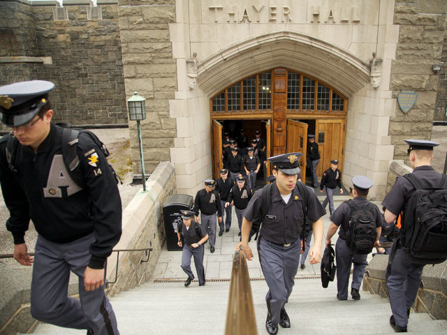 Tỷ lệ trúng tuyển năm 2017 của West Point là 9,4%.