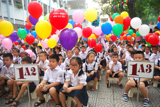 Những thế hệ măng non trong ngày đầu tiên của năm học mới.