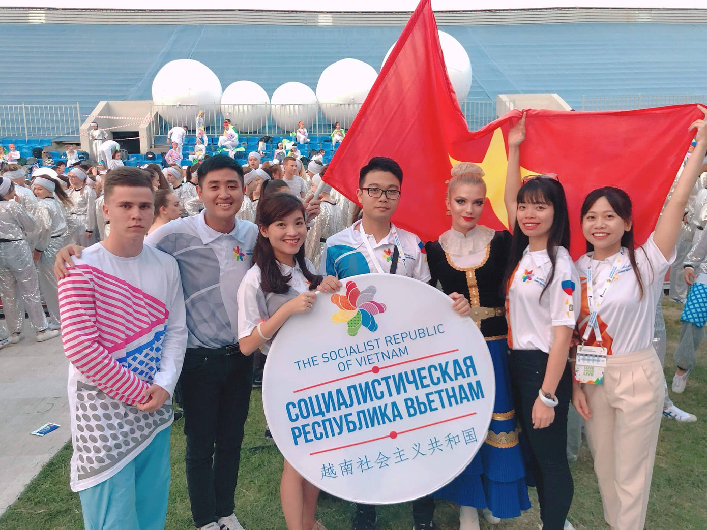 Các đại biểu đoàn Việt Nam tham dự Festival thanh niên mùa Xuân.