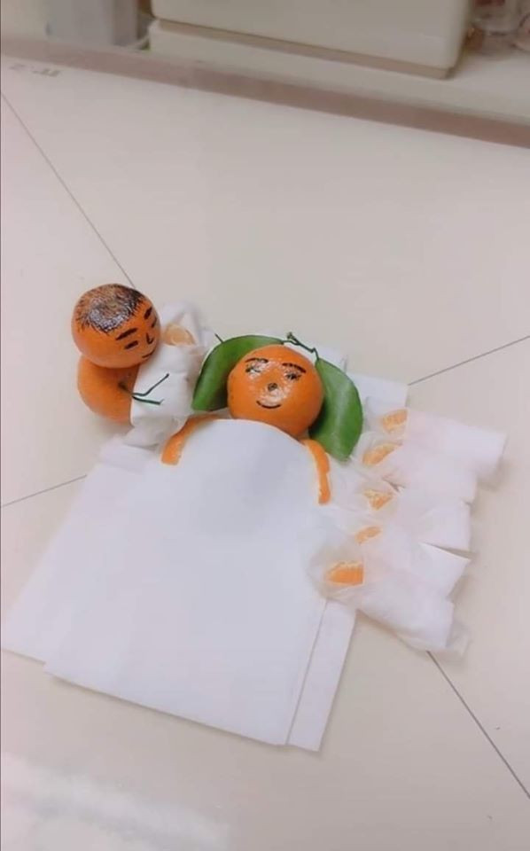 Vợ chồng nhà quýt mãn nguyện khi ca mổ đẻ thành công. (Ảnh: Cú Đêm)