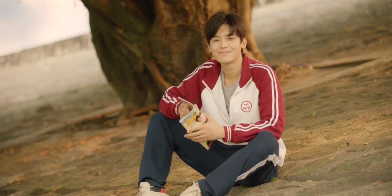 Ảnh minh họa: phim Sống không dũng cảm, Uổng phí thanh xuân.