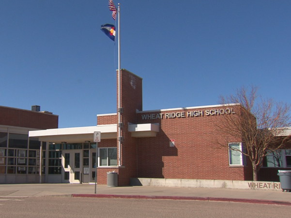 Trường trung học Wheat Ridge.