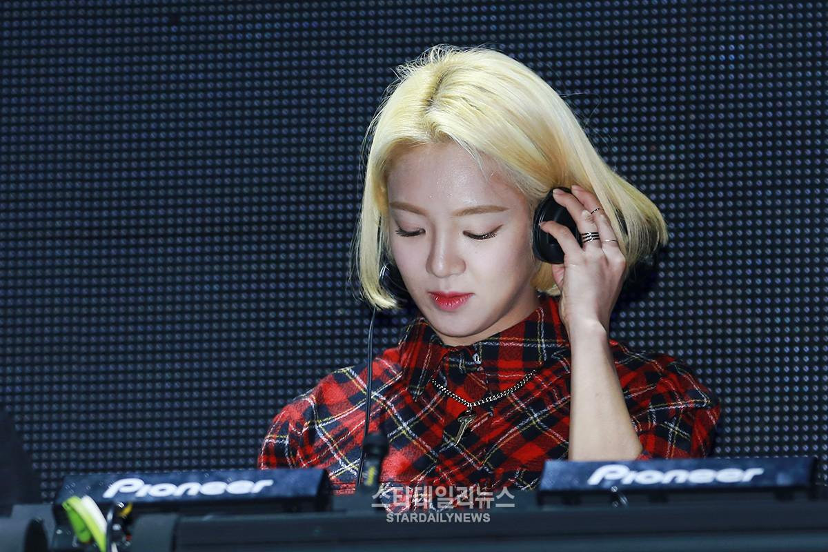 Hyoyeon đang là DJ được yêu thích