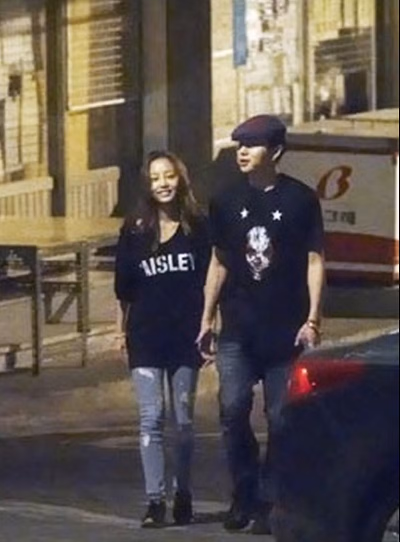 “Hung thần showbiz” Dispatch đã có công khui ra những cặp đôi bí mật nào của K-Biz? ảnh 20