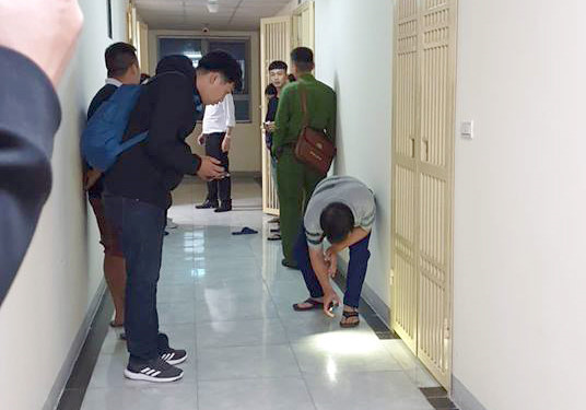 Vụ ném con xảy ra trong căn hộ trên tầng 31 chung cư Linh Đàm. (Ảnh: H.Đ)