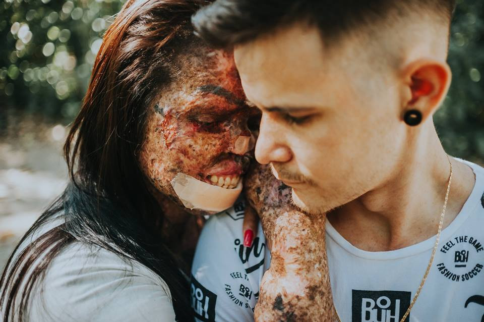 Cách biệt về ngoại hình chưa bao giờ là rào cản nếu tình yêu chân thành và đủ lớn!