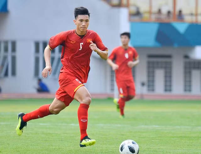 Văn Hậu đang có cơ hội lớn để được khoác áo Austria Wien.