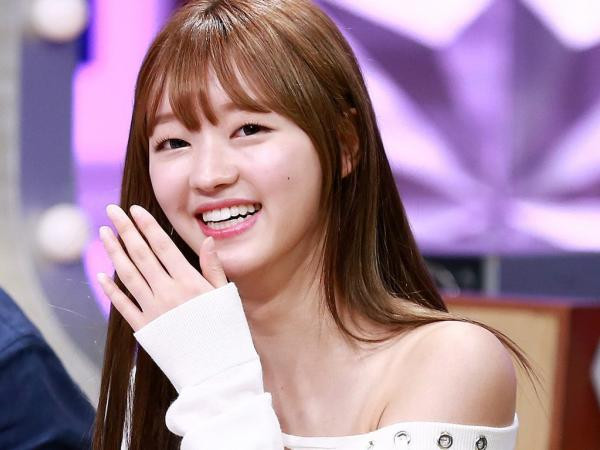 Thành viên Oh My Girl trở thành tâm điểm chú ý sau Radio Star