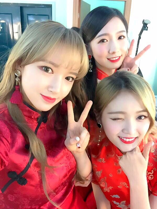 Ba thành viên Trung Quốc trong nhóm Cosmic Girls