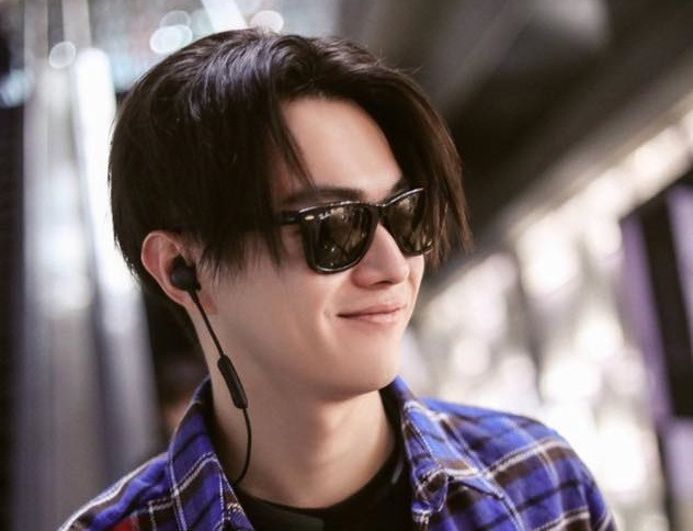 Hứa Khải phiên bản tăng cân đã xuống sắc thấy rõ