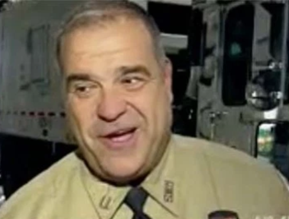 Bác Guglielmetti – “người hùng” bới gần một tấn rác để tìm ví cho một người xa lạ.