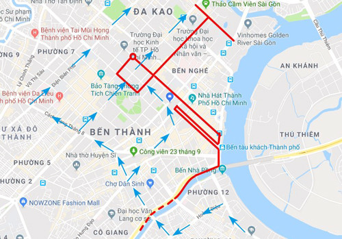 Khu vực cấm xe được kẻ đỏ.