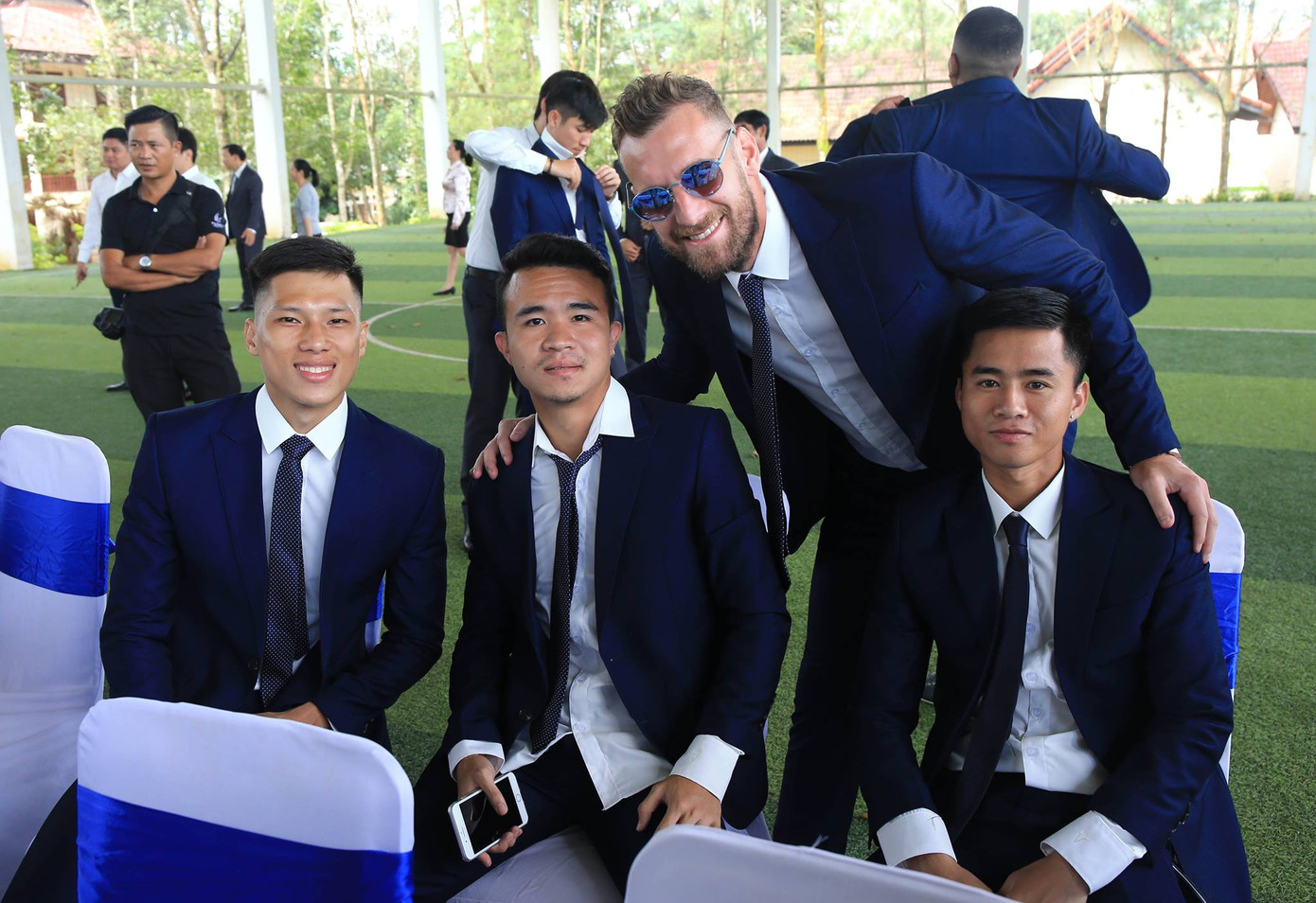 Đội bóng gì mà nhiều trai đẹp quá đi!