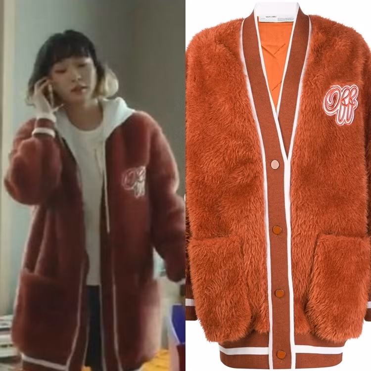 Chiếc cardigan màu cam này được Yi Seo mặc ở tập 6, có giá 890 Euro (khoảng 23 triệu đồng). Chiếc áo nằm trong BST mới của hãng Off-White.