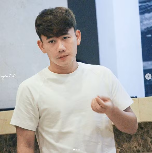 ùng chơi ở HAGL như Xuân Trường, Công Phượng,... Minh Vương cũng được đánh giá là nhân tố xuất sắc chơi trong đội hình của đội bóng phố núi.