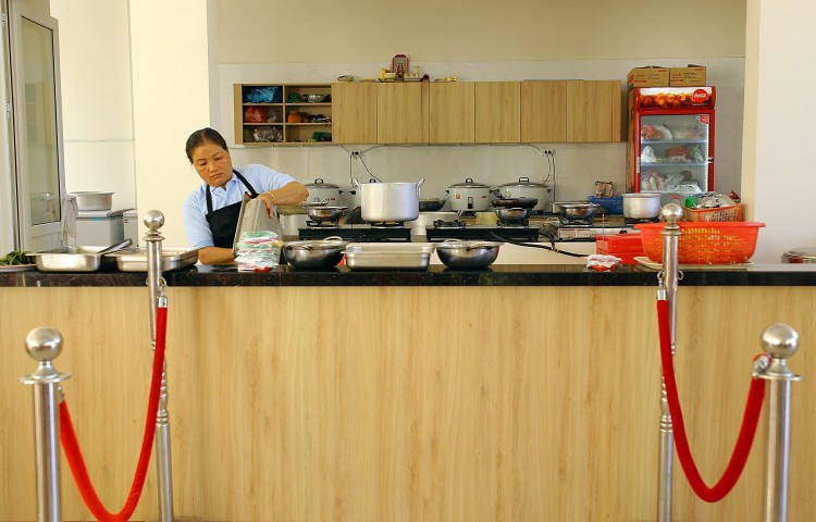 Khu bếp đầy tiện nghi luôn sẵn sàng phục vụ những bữa ăn ngon và chất lượng cho các bạn sinh viên.