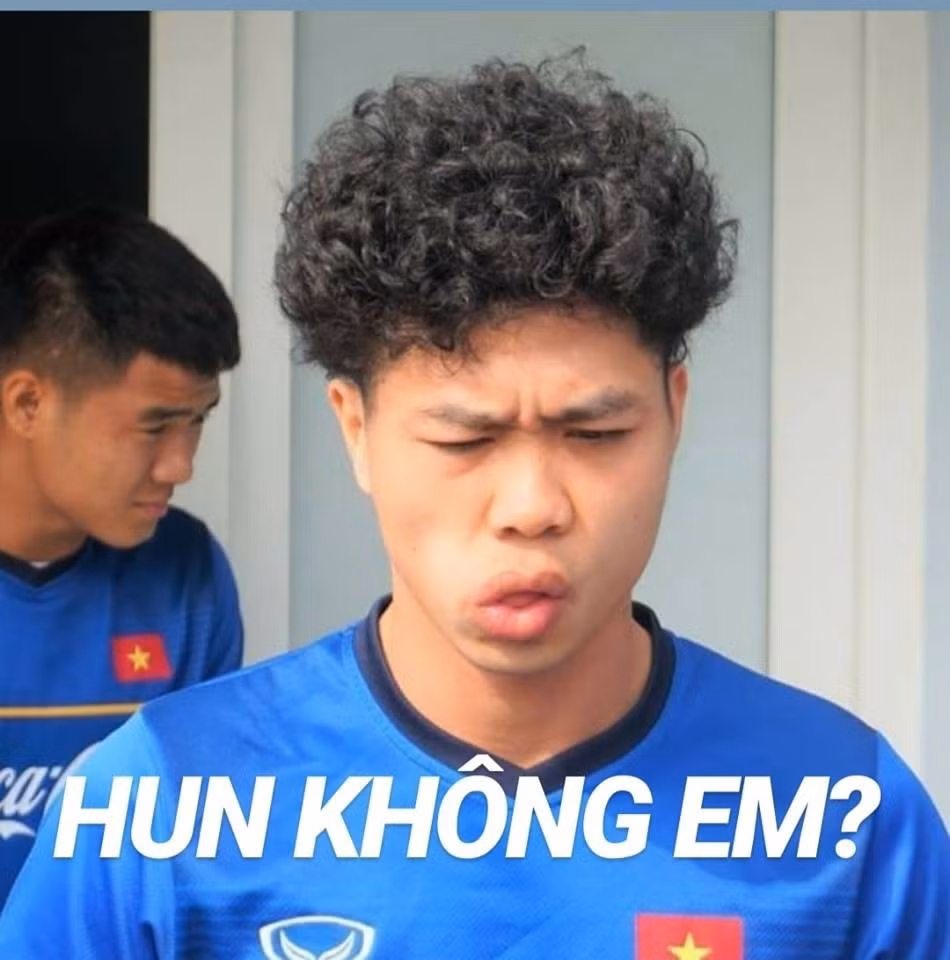Có ai dám hôn Công Phượng không?